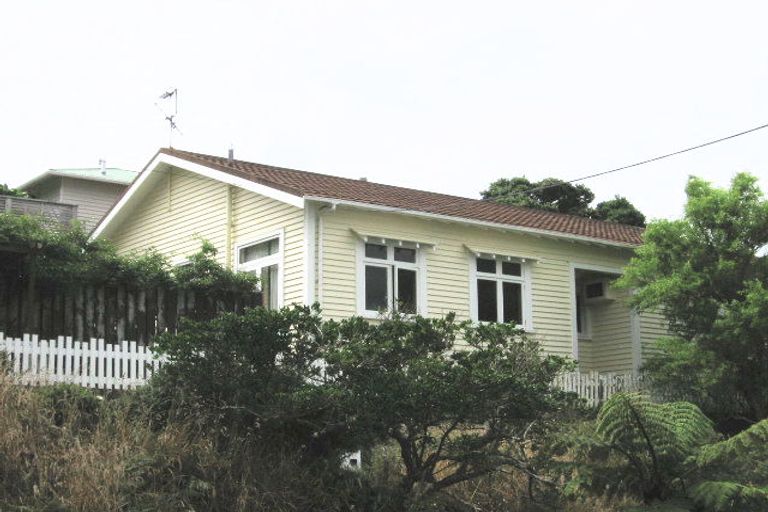 Photo of property in 6 Murray Street, Island Bay, Wellington, 6023