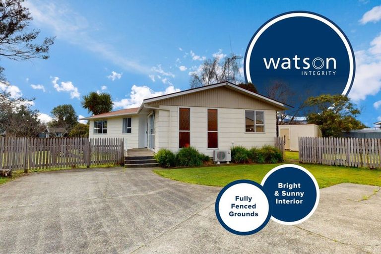 Photo of property in 6 Walker Crescent, Bulls, 4818