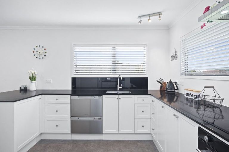 Photo of property in 104 Patumahoe Road, Patumahoe, Pukekohe, 2679