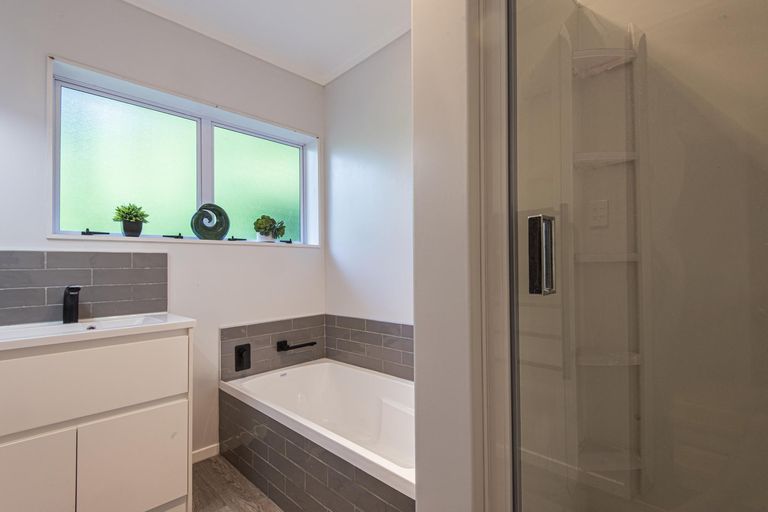 Photo of property in 2/164 Maunu Road, Woodhill, Whangarei, 0110