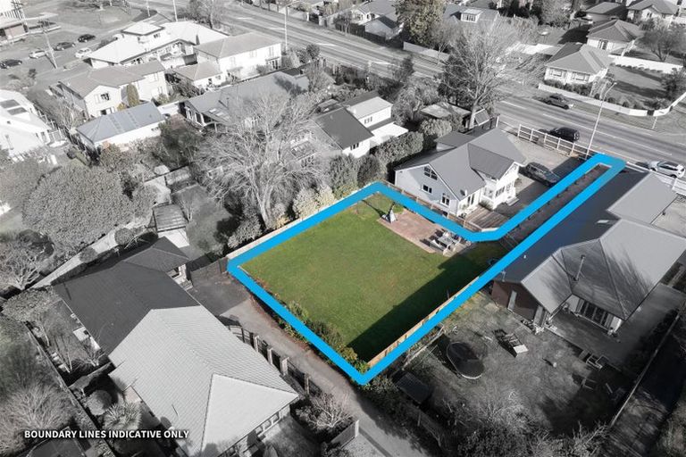 Photo of property in 102a Idris Road, Bryndwr, Christchurch, 8052