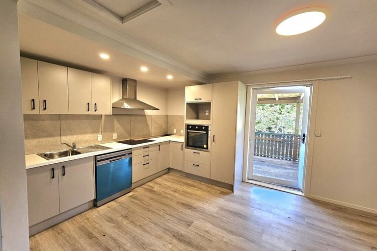 Photo of property in 8 Hutchins Street, Waitara, 4320