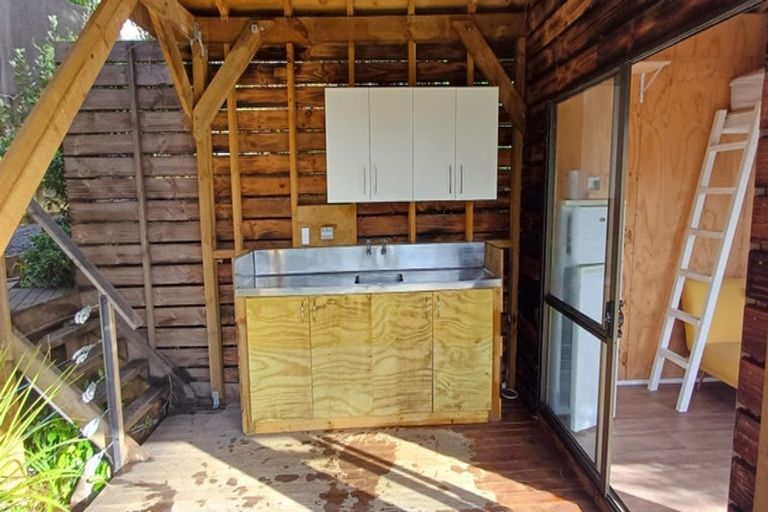 Photo of property in 39b Sunnyvale Road, Massey, Auckland, 0614