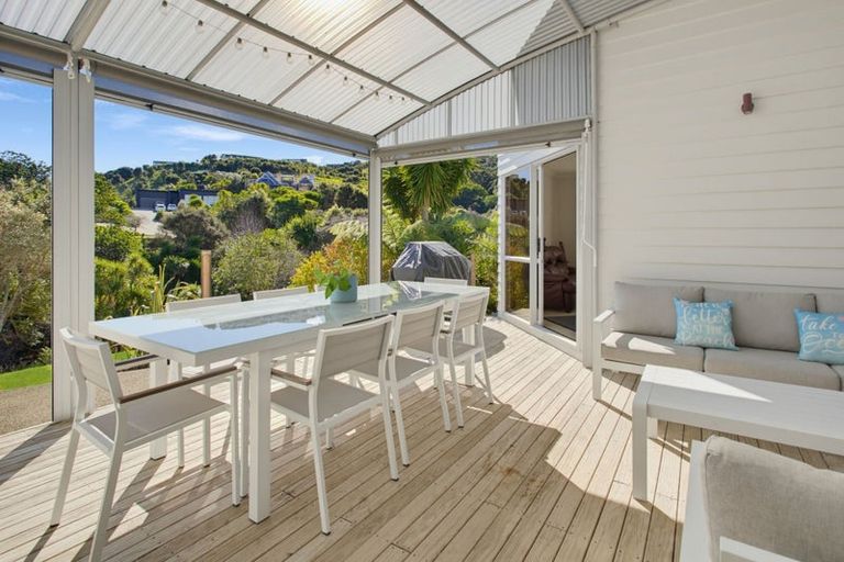 Photo of property in 9 Ohuka Place, Whitianga, 3510
