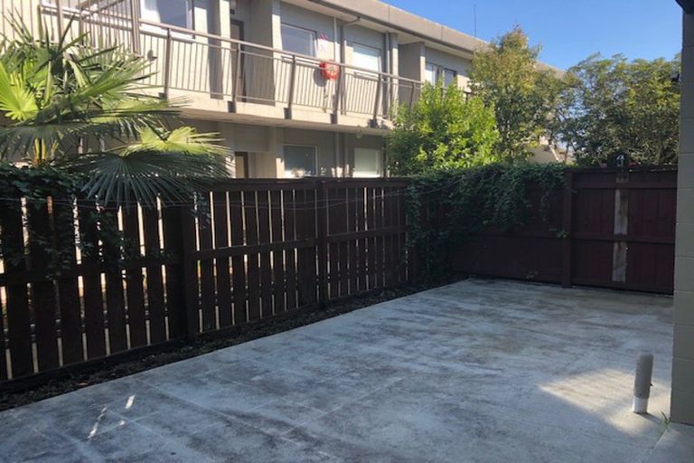 Photo of property in 6/1105 Victoria Street, Whitiora, Hamilton, 3200