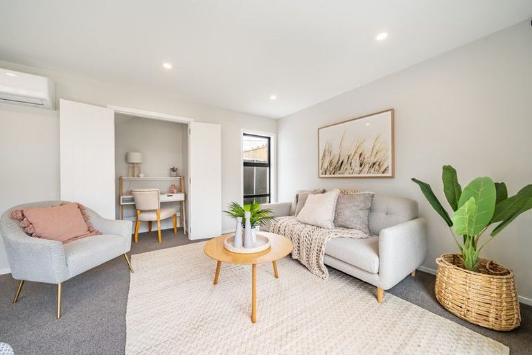 Photo of property in 42b Moeraki Road, Maoribank, Upper Hutt, 5018