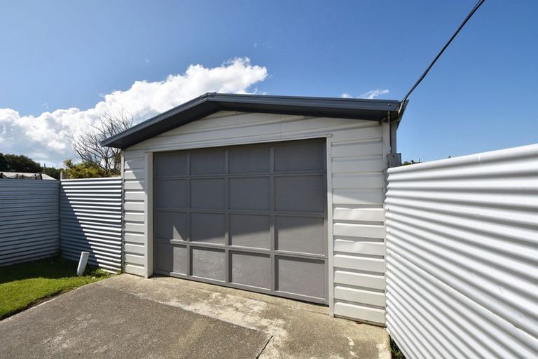 Photo of property in 63 Paterson Street, Grasmere, Invercargill, 9810