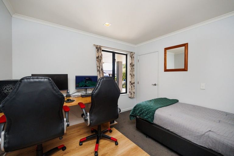 Photo of property in 6 Waipatere Court, Ashhurst, 4810