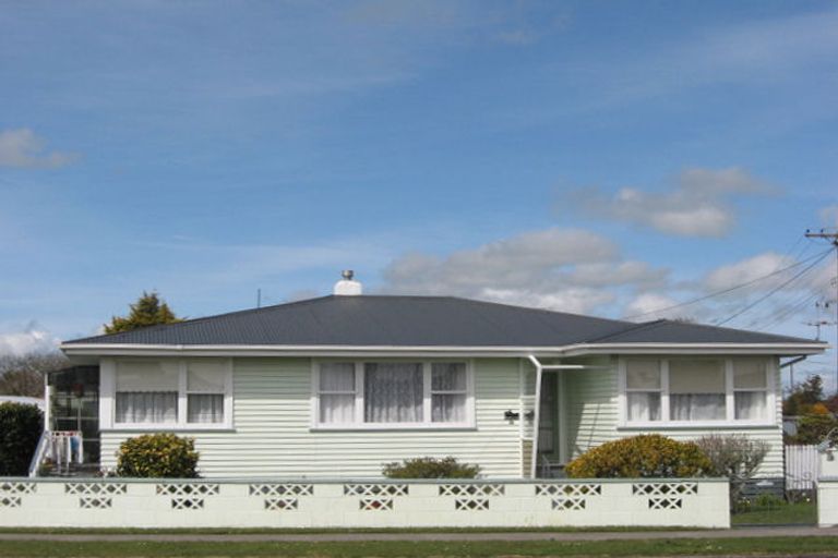 Photo of property in 65 Cloten Road, Stratford, 4332