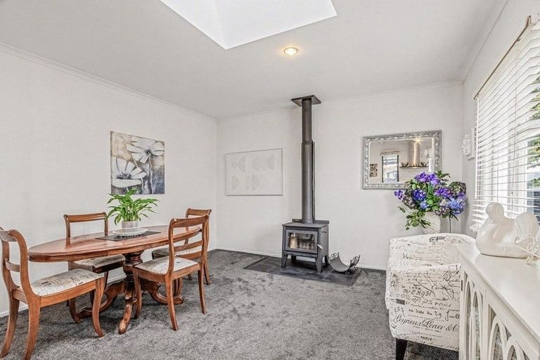Photo of property in 18 Godwin Crescent, College Estate, Whanganui, 4500