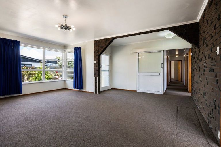 Photo of property in 10 Rosalind Street, Deanwell, Hamilton, 3206