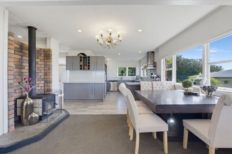 Photo of property in 2 Bickerstaffe Road, Maungaturoto, 0520