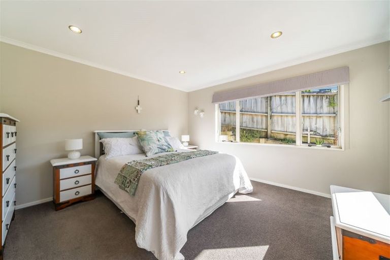 Photo of property in 5 Frankie Stevens Place, Riverstone Terraces, Upper Hutt, 5018