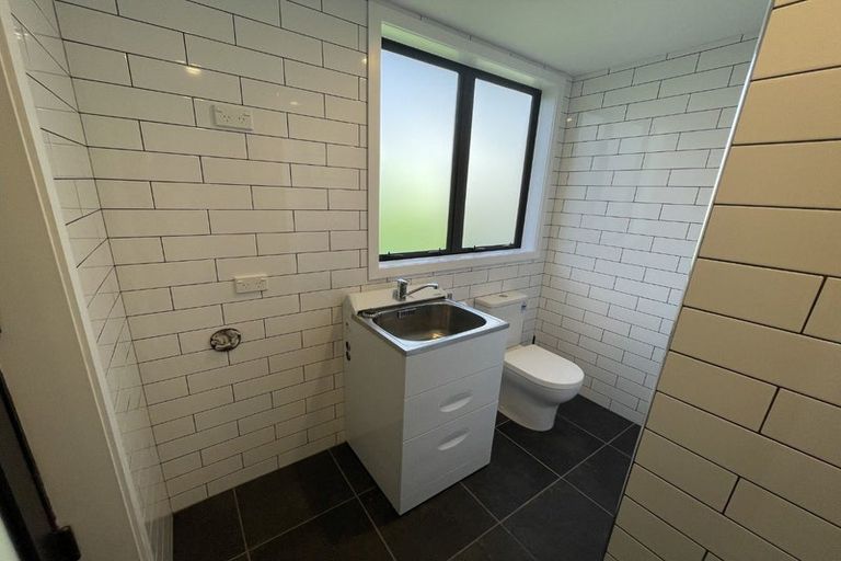 Photo of property in 23 List Street, Welbourn, New Plymouth, 4310
