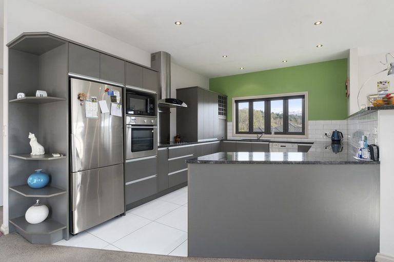 Photo of property in 10 Walnut Grove, Alexandra, 9320