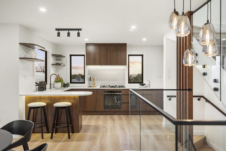 Photo of property in 16b Egremont Street, Belmont, Auckland, 0622