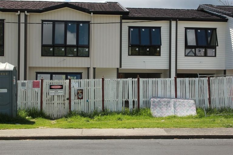 Photo of property in 62b Glendale Road, Glen Eden, Auckland, 0602