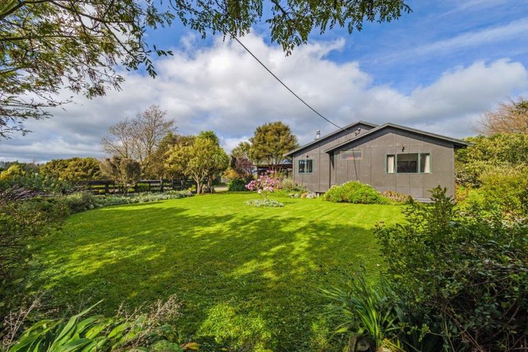Photo of property in 111 Bowman Road, Woodville, 4999
