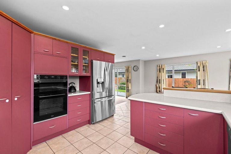 Photo of property in 21 Welsford Street, Woodend, 7610