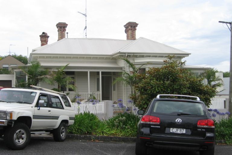 Photo of property in 14 Anglesea Street, Freemans Bay, Auckland, 1011