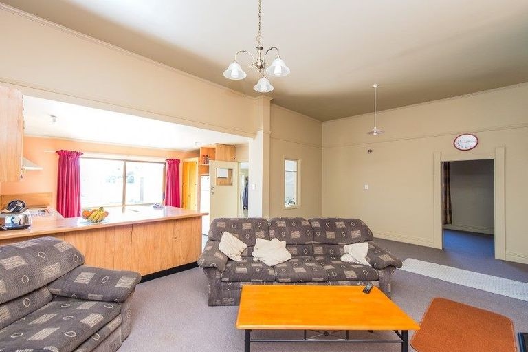 Photo of property in 36 Tawa Street, Gonville, Whanganui, 4501