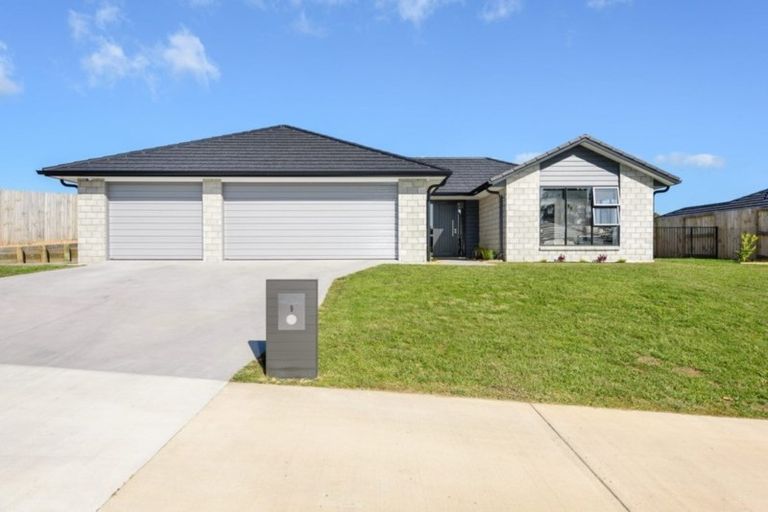 Photo of property in 9 Kayelene Place, Omokoroa, 3114