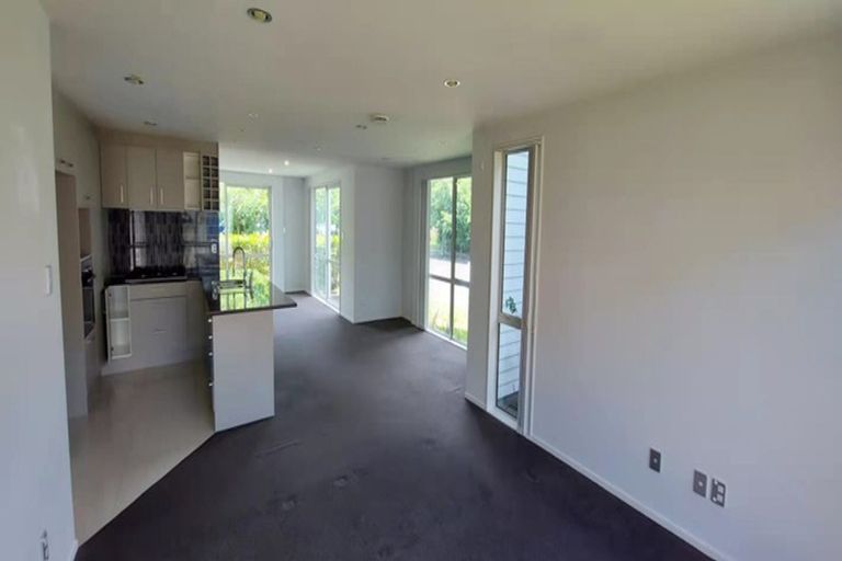 Photo of property in 2 Mcginty Street, Takanini, 2112