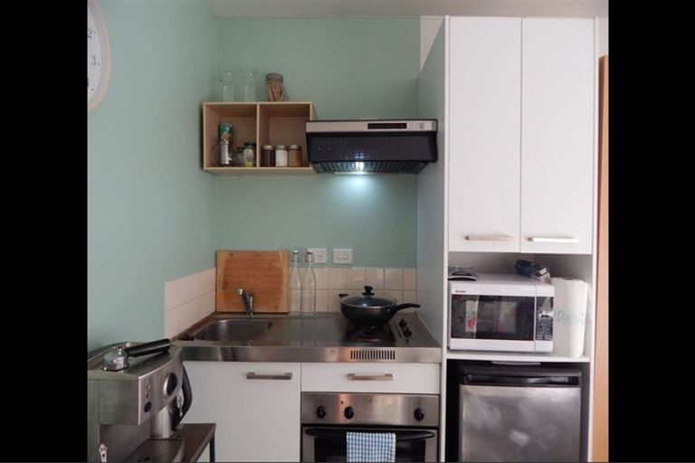 Photo of property in Orange Apartments/victoria Centr, 208/169 The Terrace, Wellington Central, Wellington, 6011