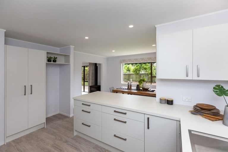 Photo of property in 57 Belvedere Avenue, Waikanae, 5036