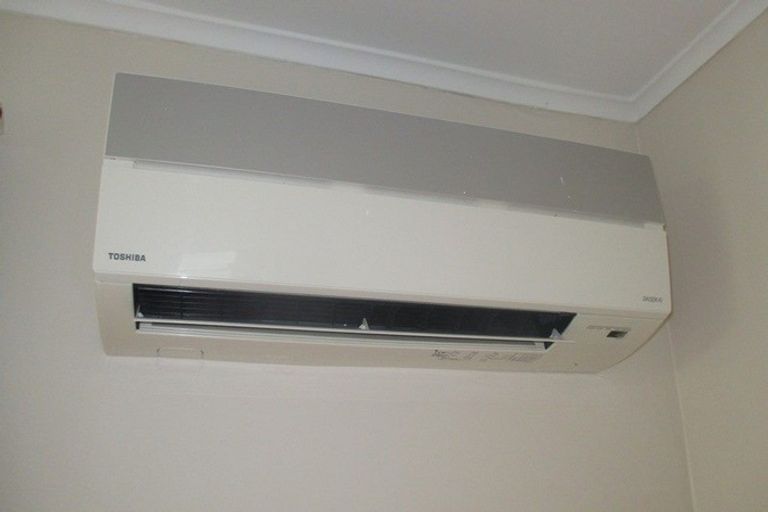 Photo of property in 5 Douglas Crescent, Fairfield, Hamilton, 3214