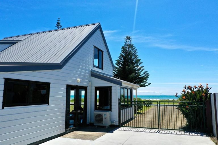 Photo of property in 238 Ocean Road, Ohope, 3121