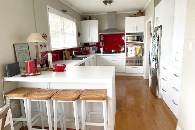 Photo of property in 22 Braid Road, St Andrews, Hamilton, 3200