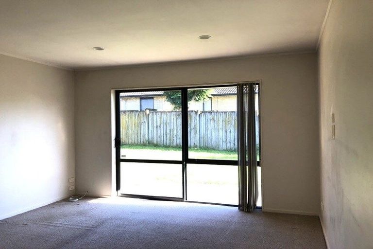 Photo of property in 4 Snave Place, East Tamaki, Auckland, 2013