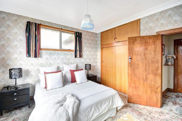 Photo of property in 17 Johnson Street, Milton, 9220