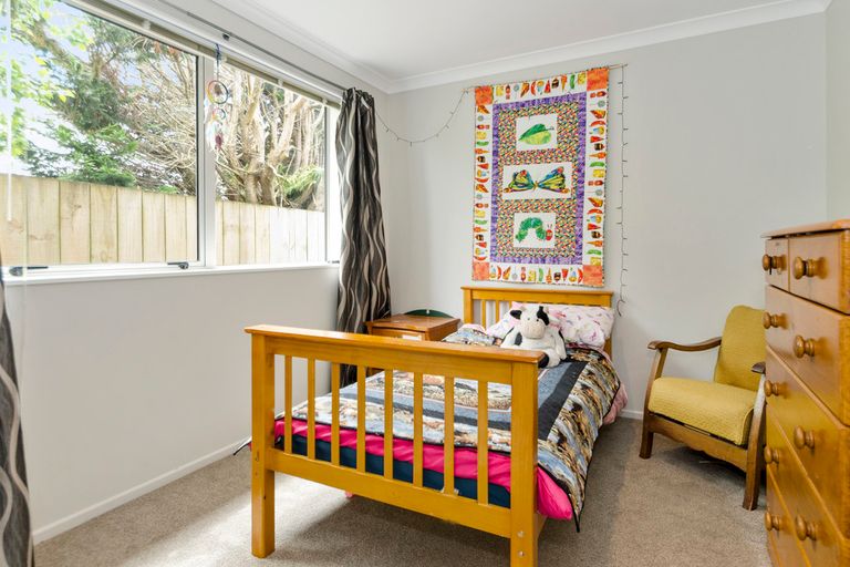 Photo of property in 2 Puriri Road, Pukekohe, 2120