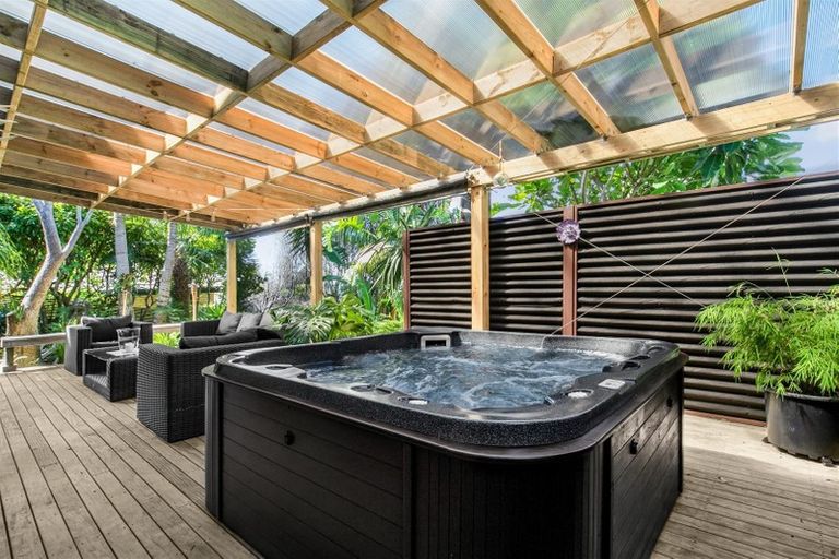 Photo of property in 147e Glengarry Road, Glen Eden, Auckland, 0602