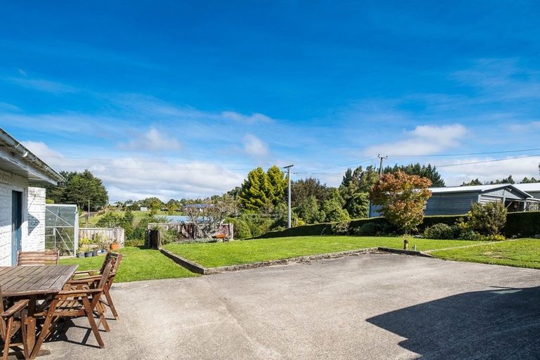 Photo of property in 45 Three Mile Hill Road, Halfway Bush, Dunedin, 9010