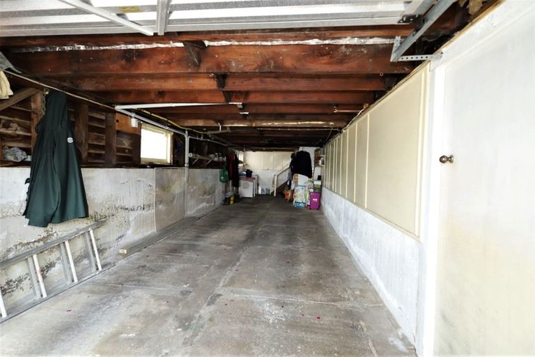 Photo of property in 11 Craig Street, Stratford, 4332