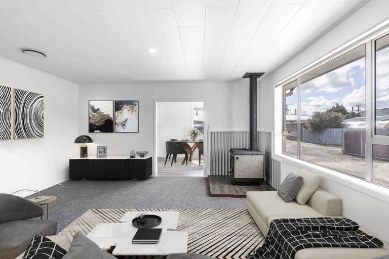 Photo of property in 223 Mcquarrie Street, Kingswell, Invercargill, 9812