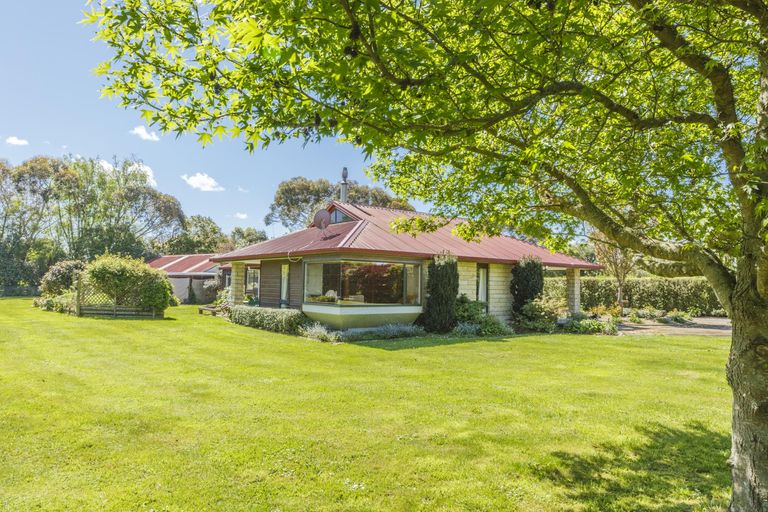 Photo of property in 1293c Roberts Line, Bunnythorpe, Palmerston North, 4478