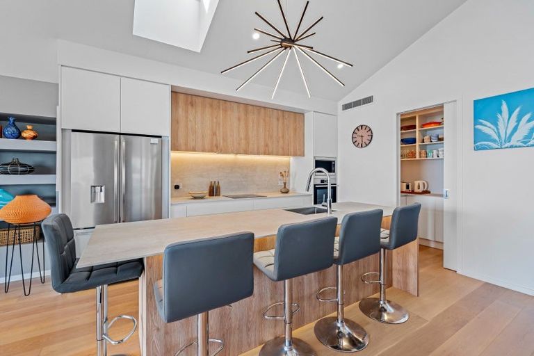 Photo of property in 235 One Tree Point Road, One Tree Point, 0118