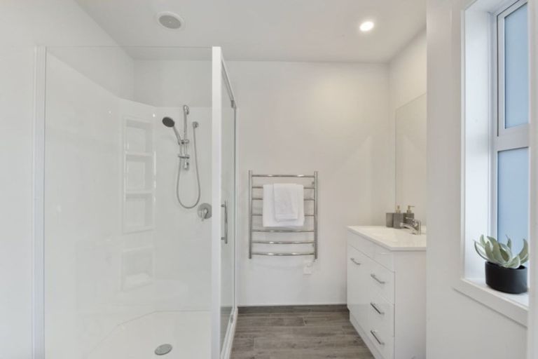 Photo of property in 13 Kahikatea Drive, Kinloch, Taupo, 3377