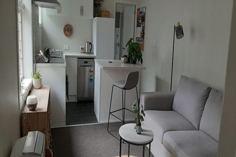 Photo of property in 1/18 Ruahine Street, Hataitai, Wellington, 6021