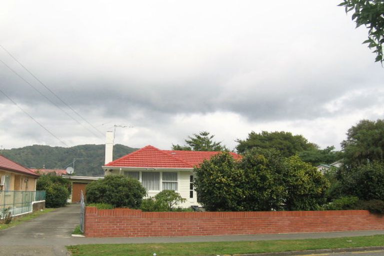 Photo of property in 9 Redwood Street, Elderslea, Upper Hutt, 5018