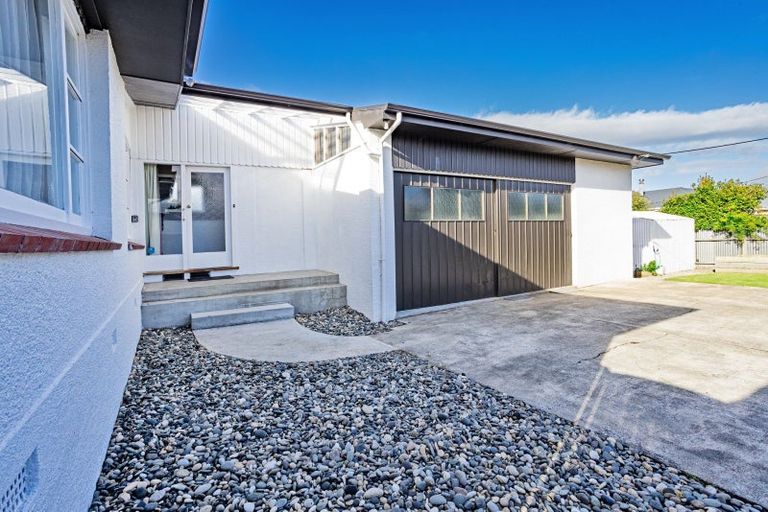 Photo of property in 5 Bullar Street, Grasmere, Invercargill, 9810