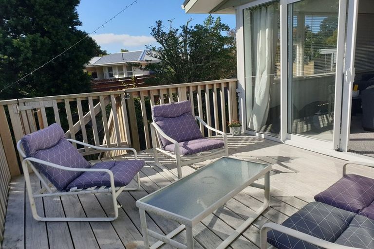 Photo of property in 7 Pauline Way, Paparangi, Wellington, 6037