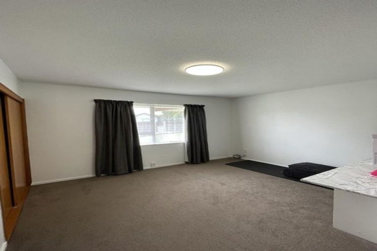Photo of property in 1/25 De Havilland Street, Hornby, Christchurch, 8042