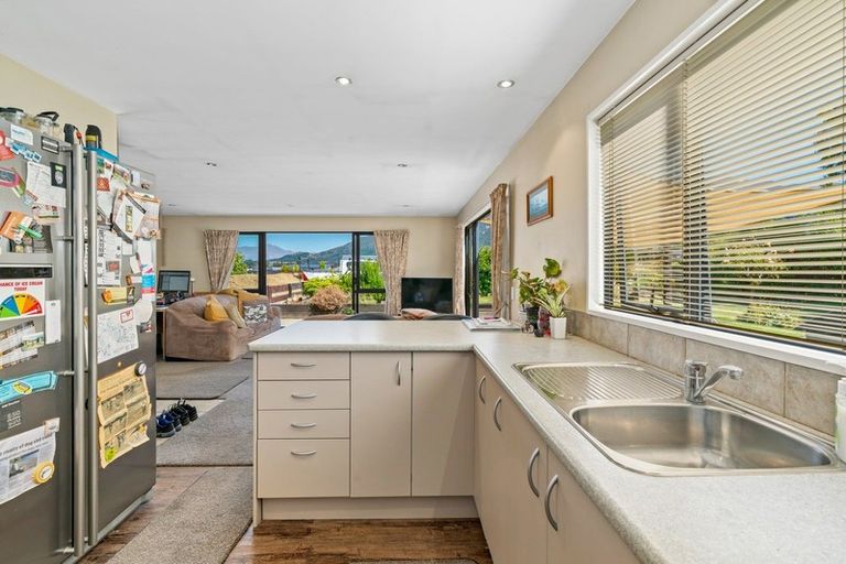 Photo of property in 67 Grandview Road, Lake Hawea, Wanaka, 9382