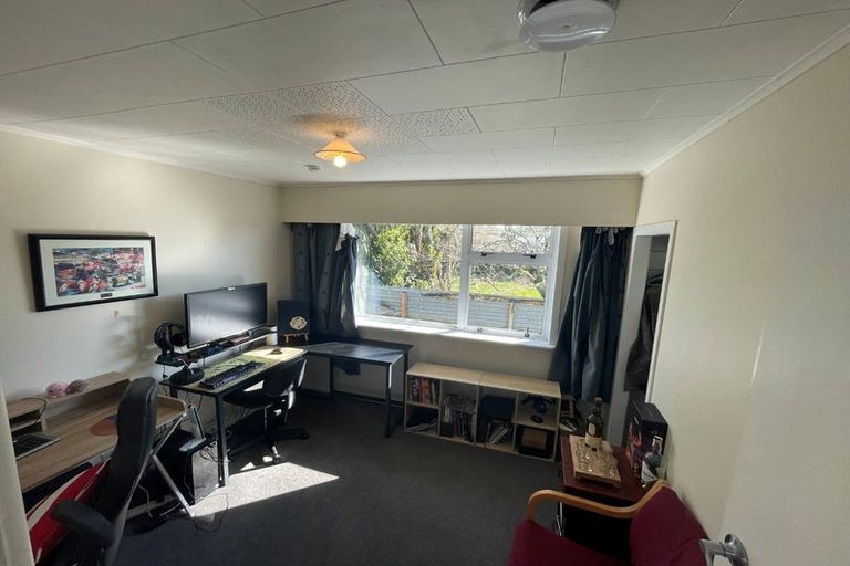 Photo of property in 1 Totara Terrace, Inglewood, 4330