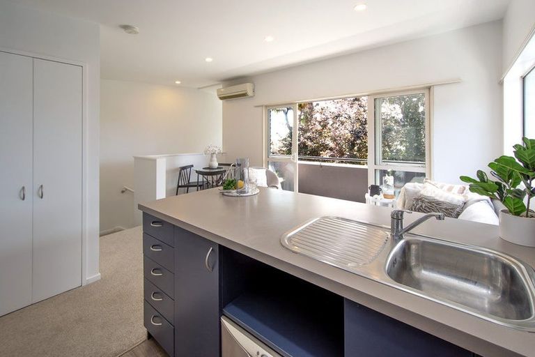 Photo of property in 3/24 Whitmore Street, Edgeware, Christchurch, 8013